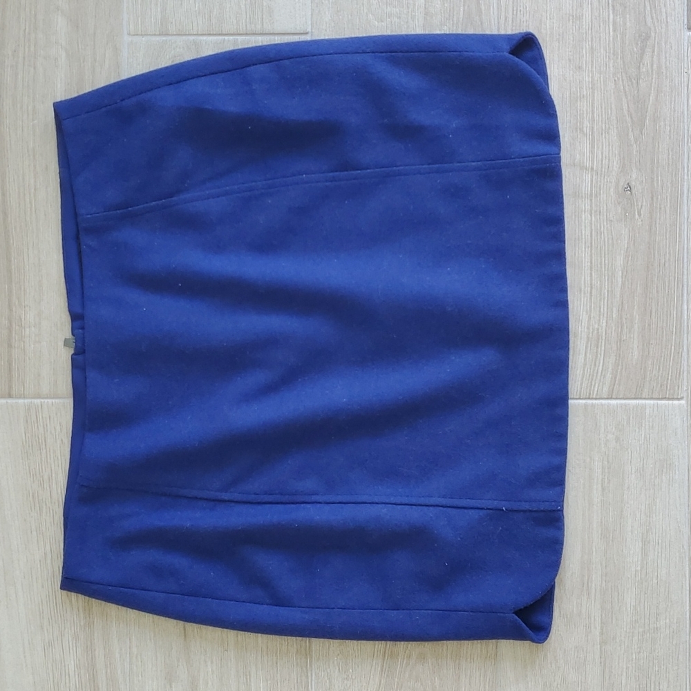 Banana Republic blue wool skirt size 6